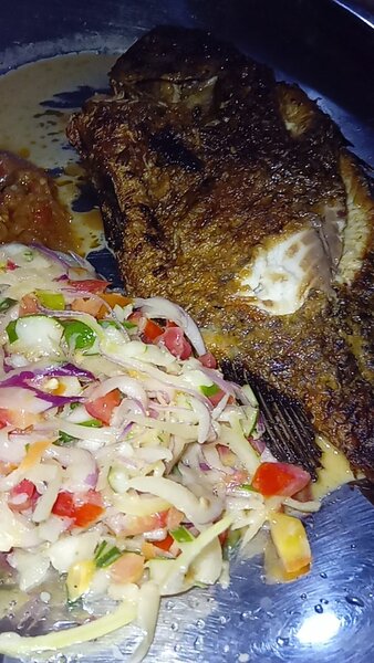 Délice de Tilapia et Garnitures Savoureuses