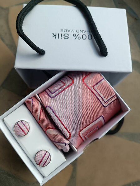Silk Tie & Cufflinks Set
