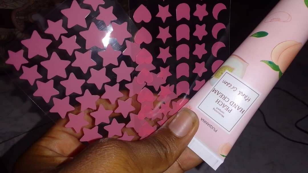 Crème Mains Parfumée + 2 patch