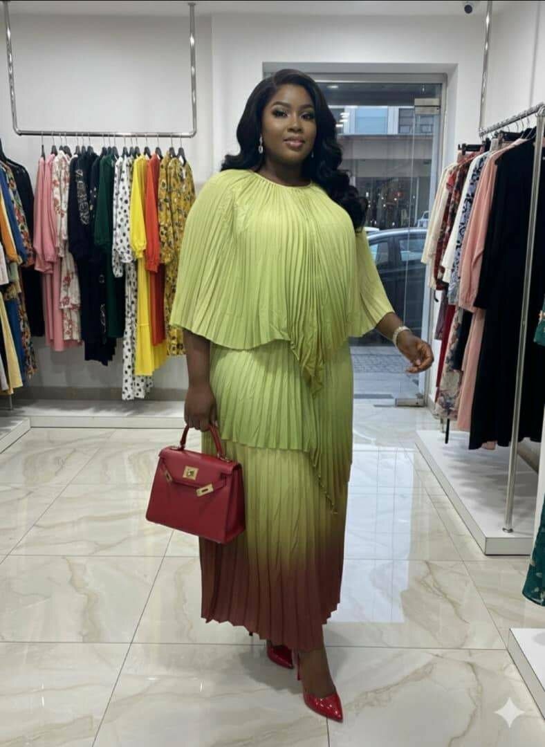 Robe plissée dégradée élégante