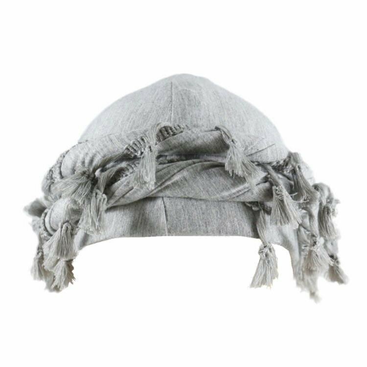 Casquette Chic à Pompons