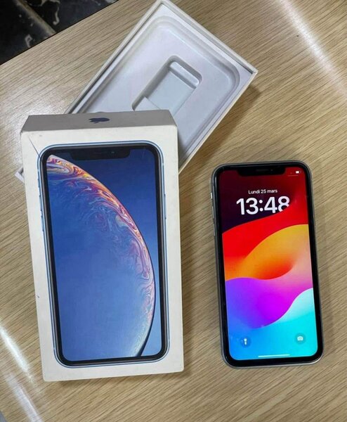 iPhone XR Bleu 256GB