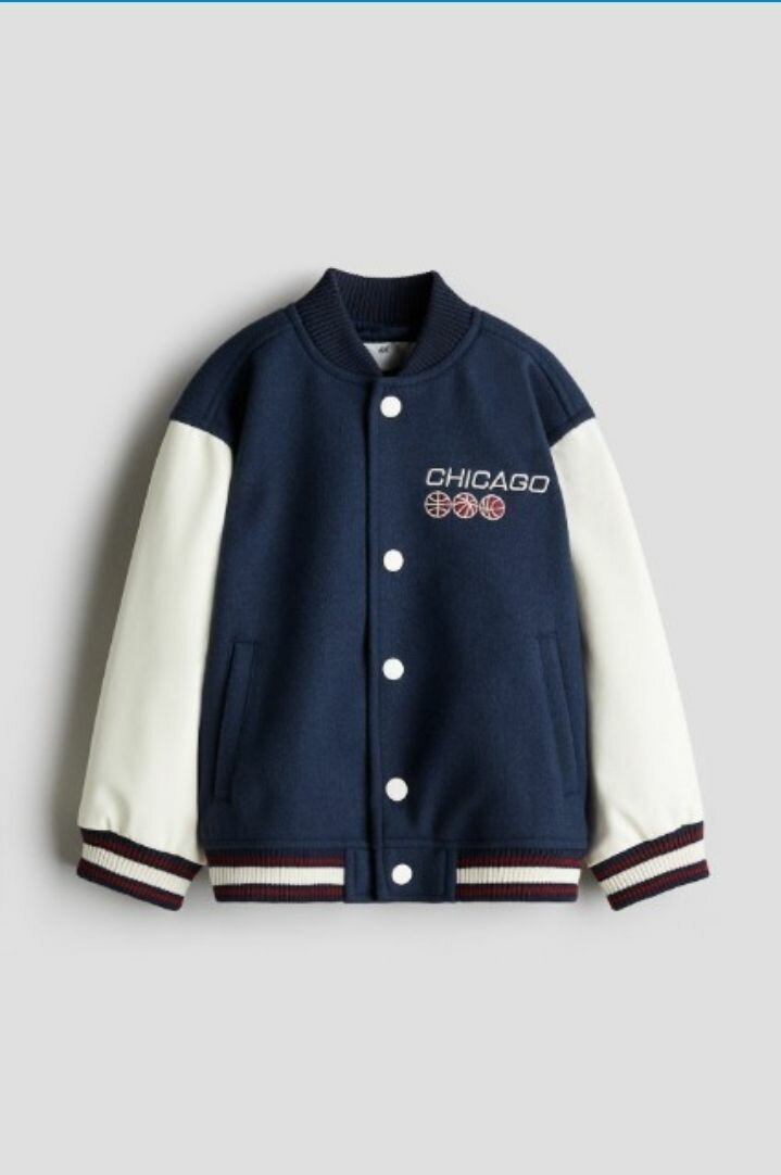 Бомбер от бренда НМ