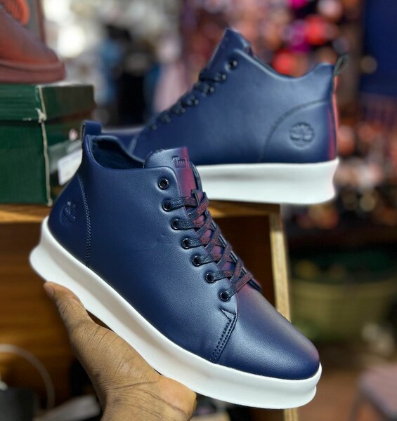 Baskets en cuir bleu casual