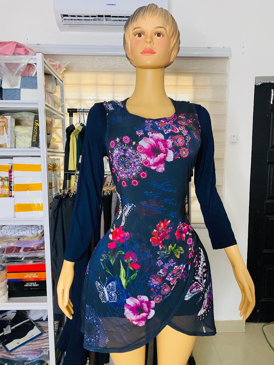 Ladies dress