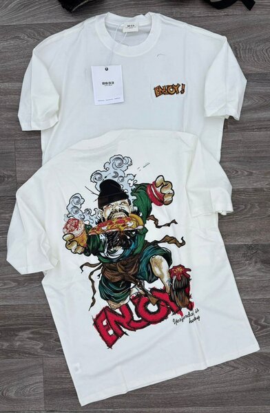 Tee-shirt et culotte