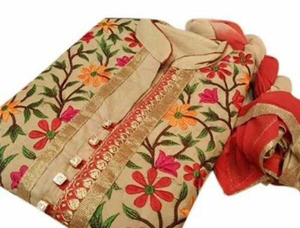 Ladies suit