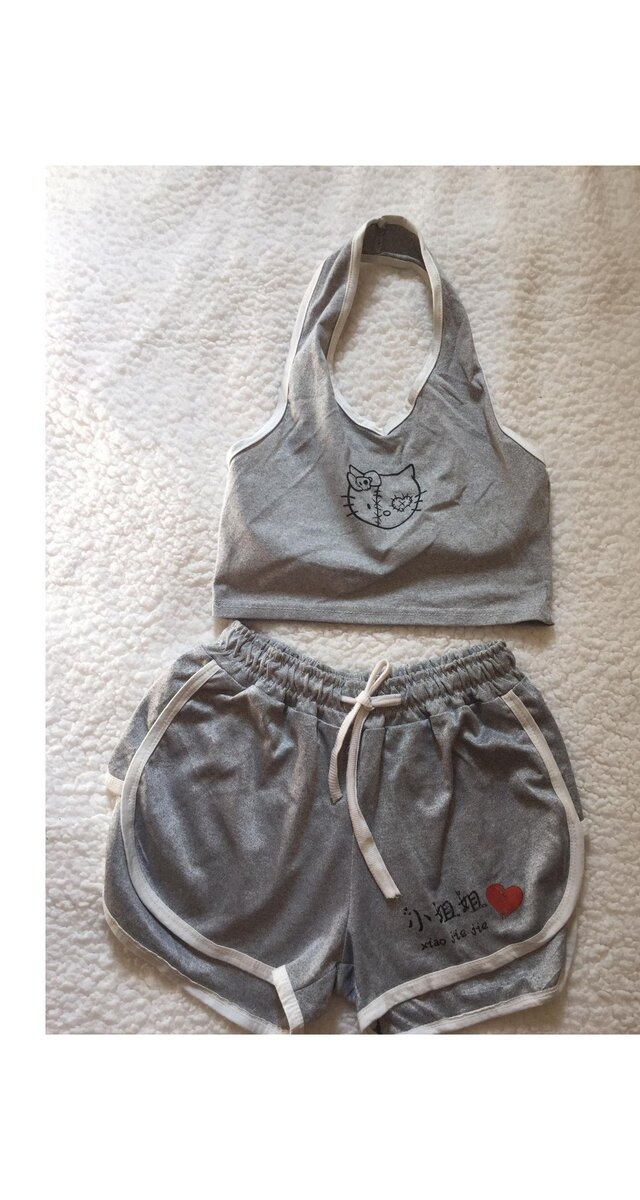 Salaula crop tops and tops