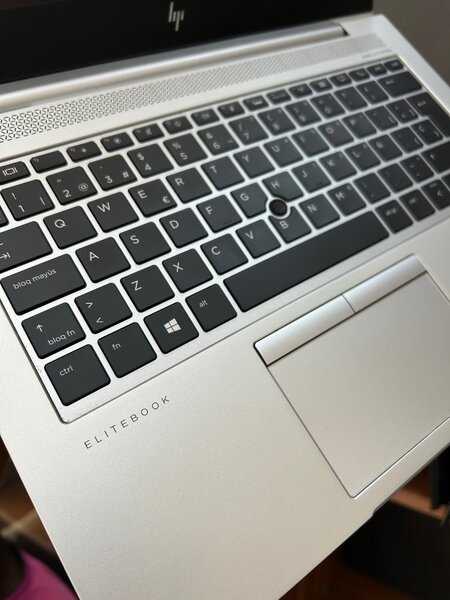 HP ELITEBOOK 735 GAMING