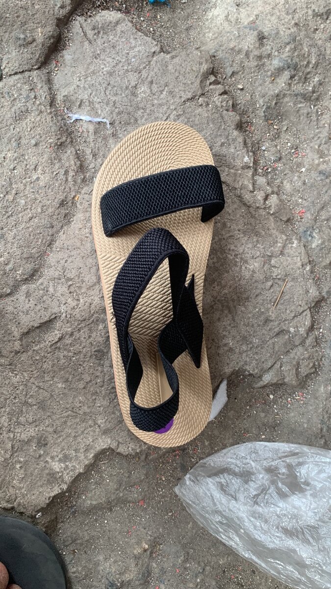 Ladies sandal