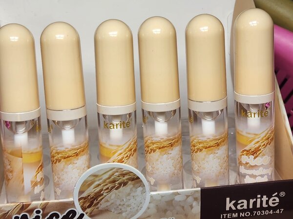 Huile à lèvres hydratante