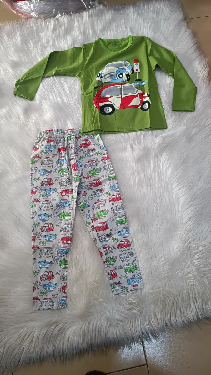 Kids pyjamas
