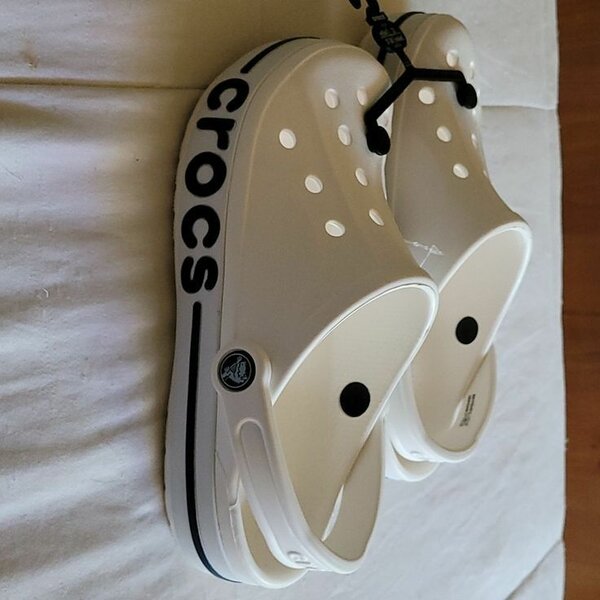 CROCS