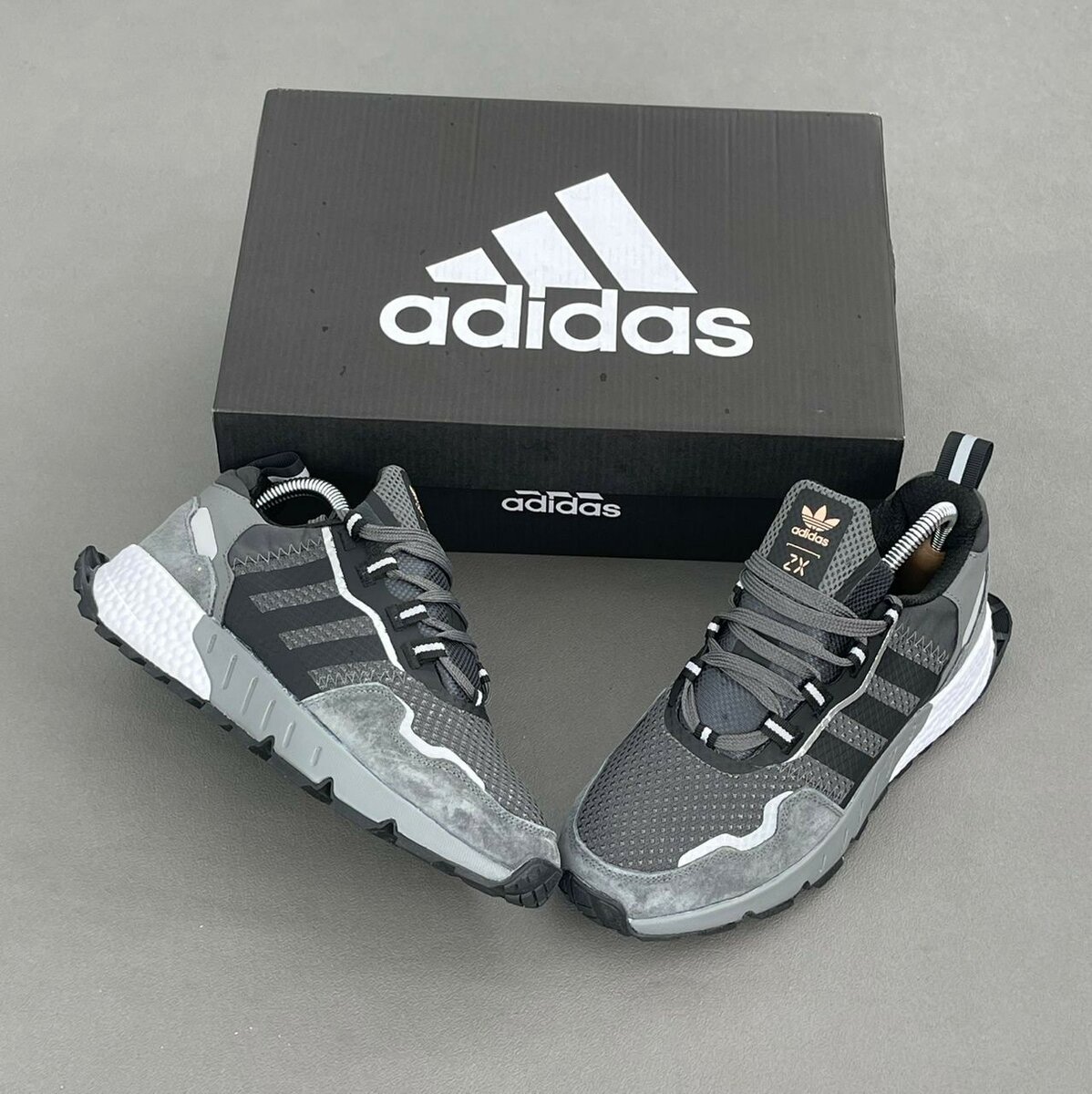 Adidas Sneakers 24X pour hommes