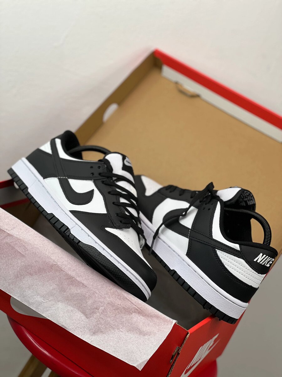 Nike SB-Dunk (Panda)