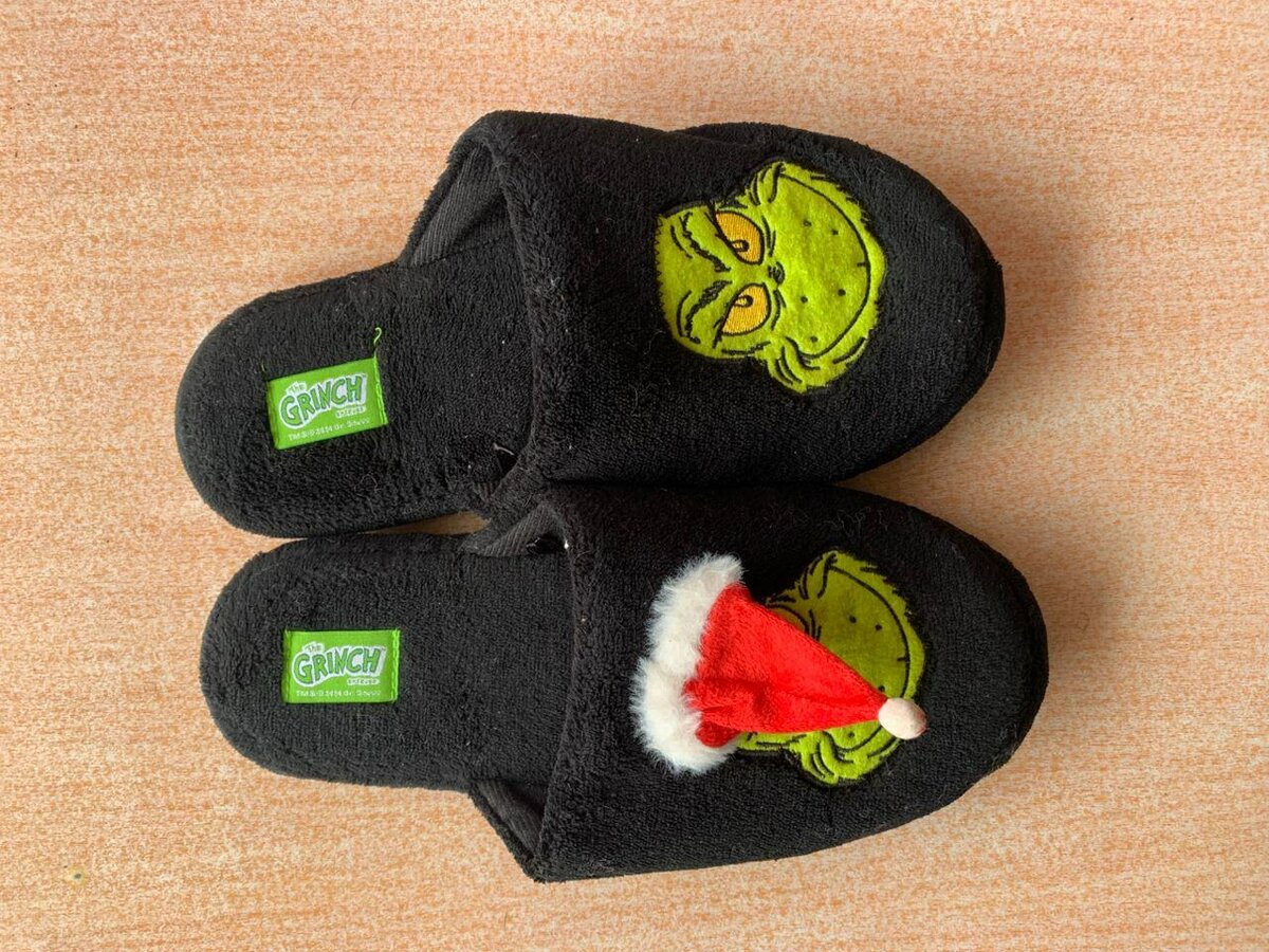 Pantoufles Grinch drôles