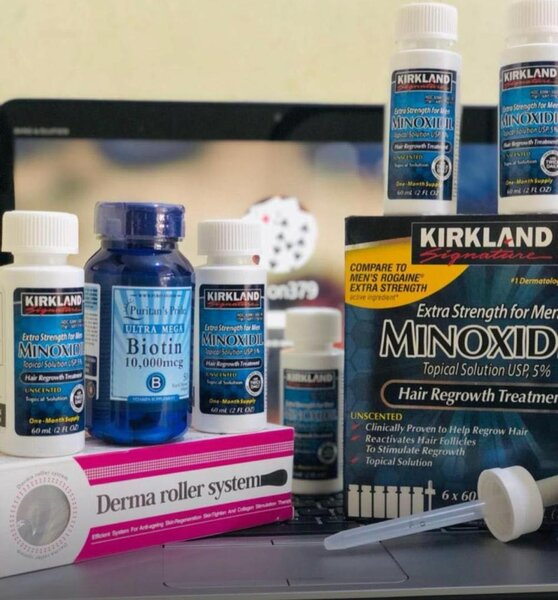 Kirkland Minoxidil combo pack