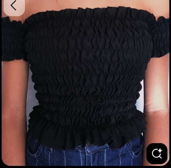 Top élastiqué noir chic