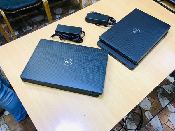 DELL LATITUDE 7400