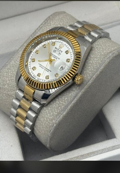 Montre Rolex Bicolore Luxueuse
