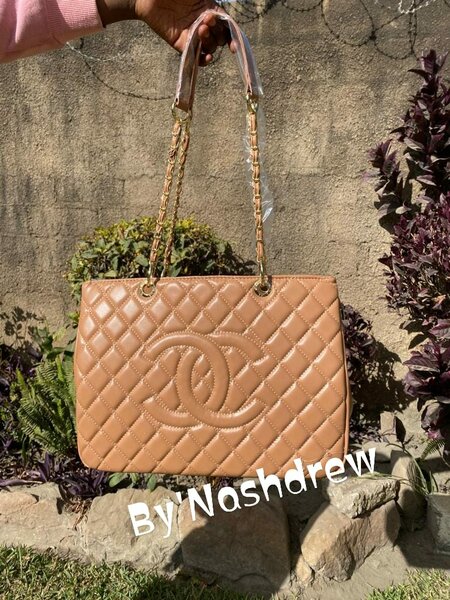 Women's Chanel bag in brown