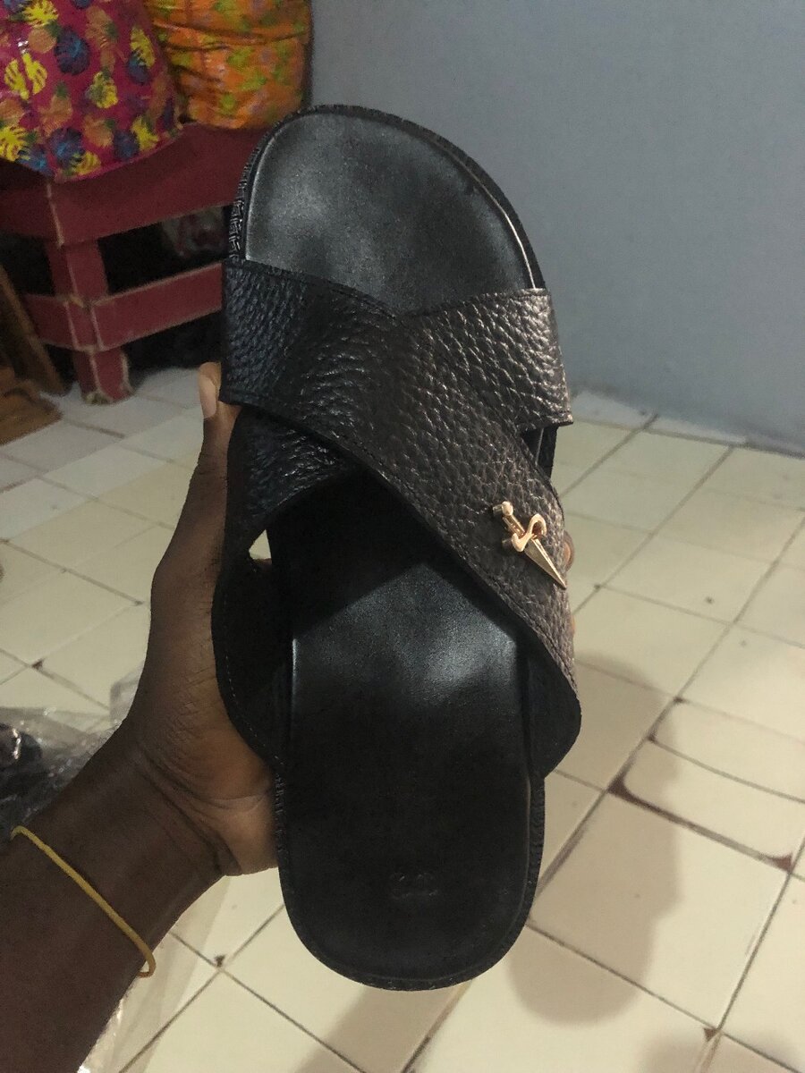 Sandale en cuir pour homme