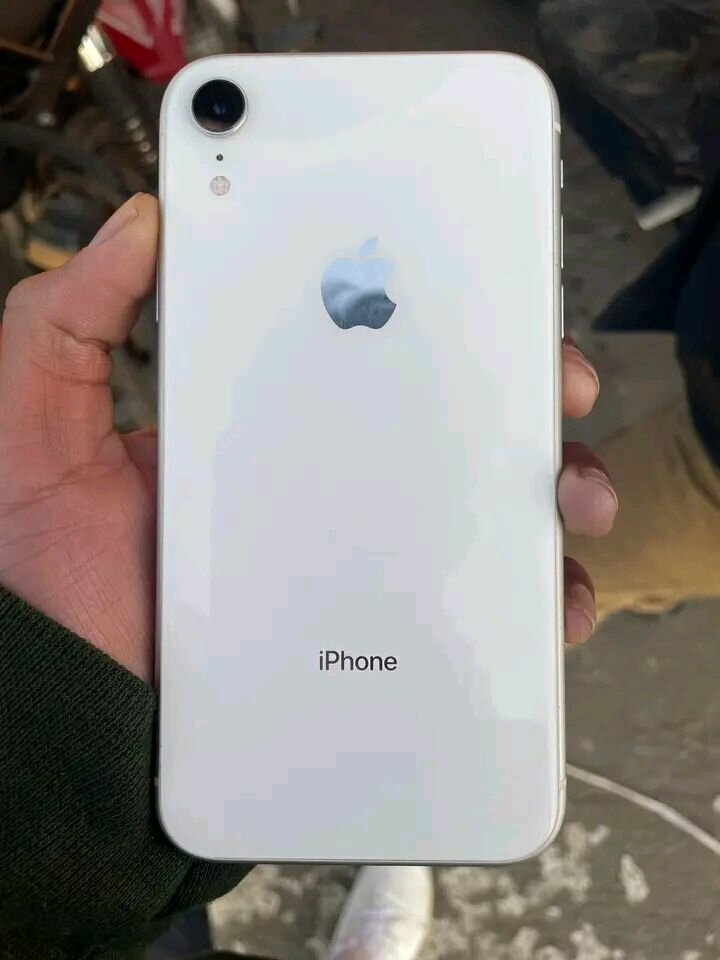 iPhone XR Blanc 64 Go