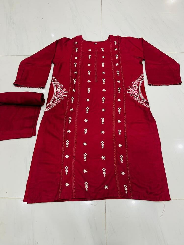 Women stitched Linen suit