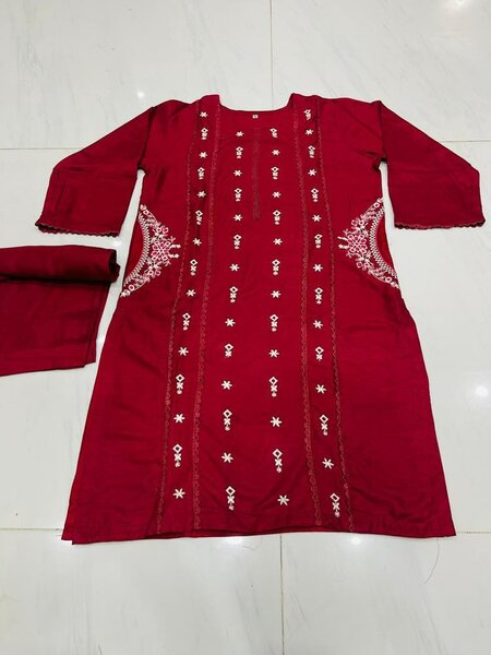 Women stitched Linen suit