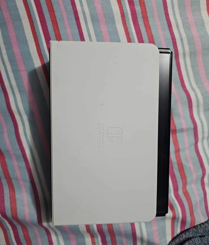 Console portable blanche