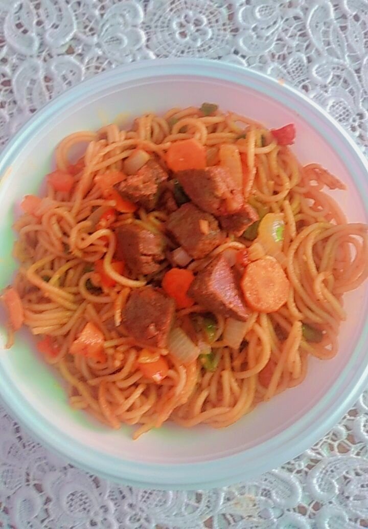 Plat d'assortiment africain