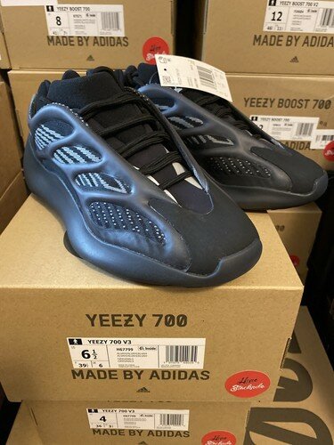 Baskets Yeezy 700 V3
