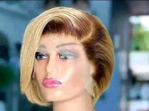 Perruque Bob en Dentelle