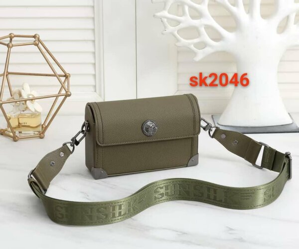 Sac bandoulière moderne en cuir