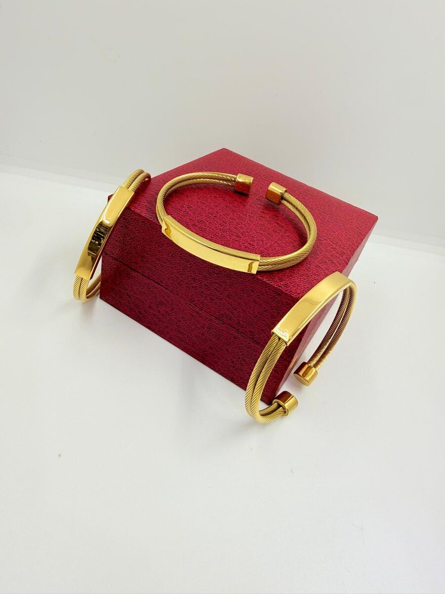 Bracelet en corde dorée