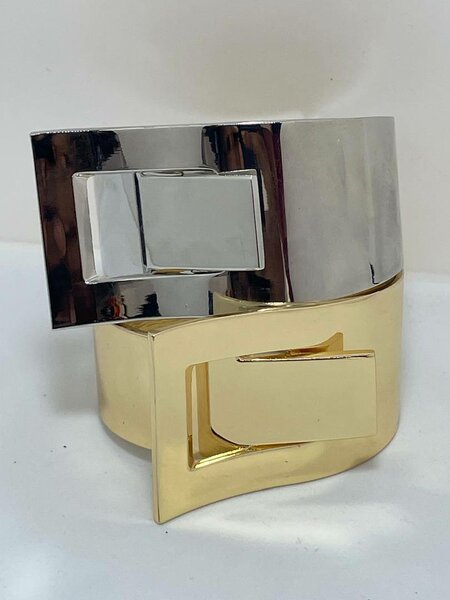 Bracelet manchette doré élégant