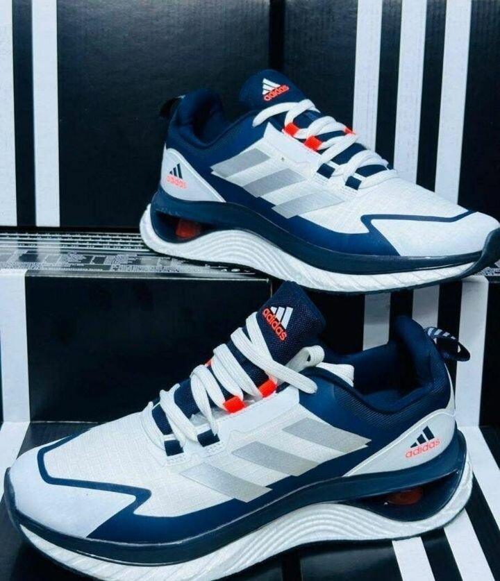 Baskets de course Adidas blanches