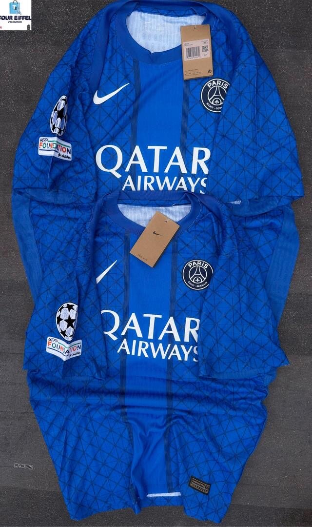 Maillot de football officiel