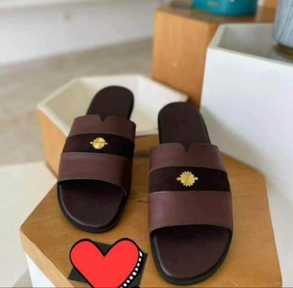 Sandales en cuir homme élégantes