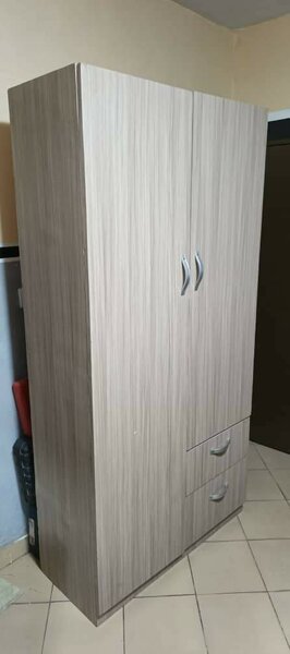 Armoire de rangement moderne