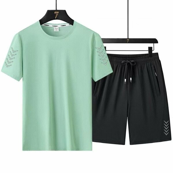 Ensemble de sport homme tendance
