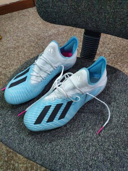 Chaussures de foot Adidas Predator