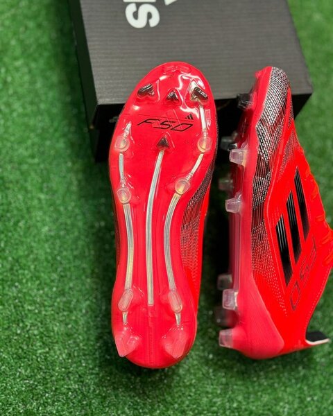 Chaussures de Football Hautes Performances