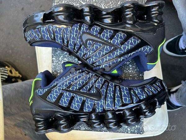 Nike SHOX Bleu Noir