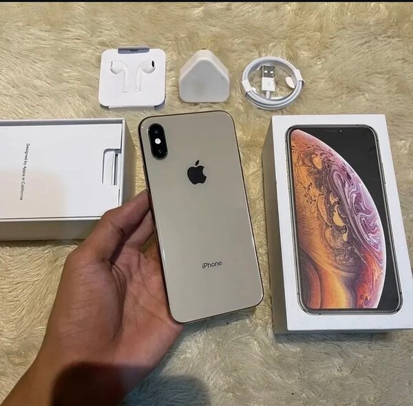 iPhone XS Max 64GB Or