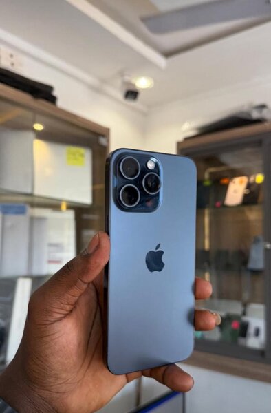 15pro max 256gig Physical SIM BH99%