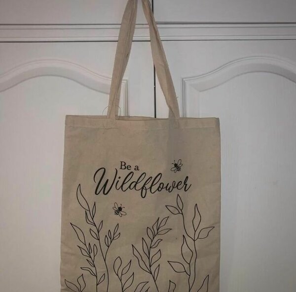 Sac en toile "Be a Wildflower"