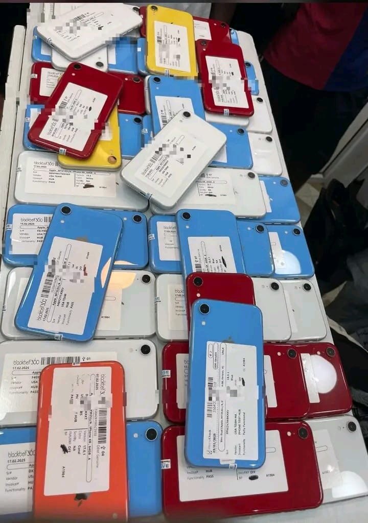 Smartphones multicolores certifiés