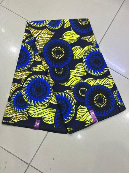 Perfect chitenge plug