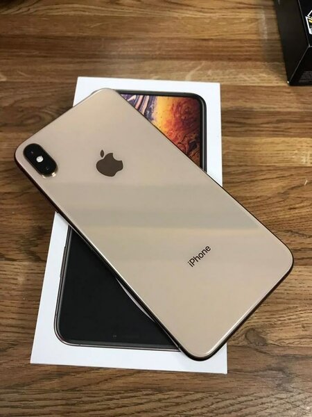 iPhone XS Max Or 64GB